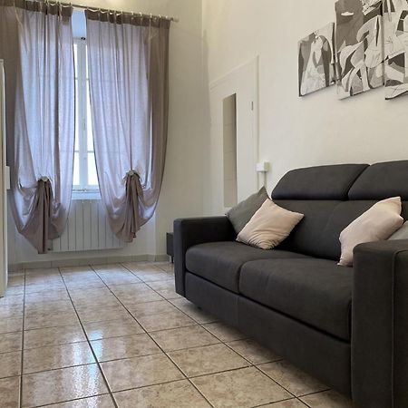 Viatoris' Apartment Pisa Bagian luar foto